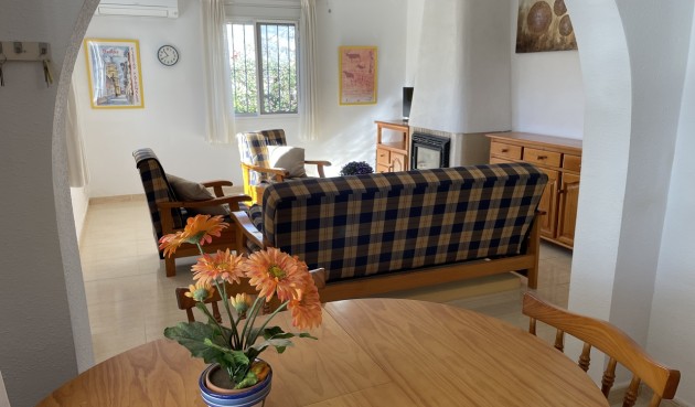 Reventa - Villa -
Camposol - Inland