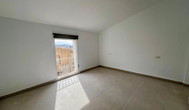 Resale - Town House -
Pinoso - Inland