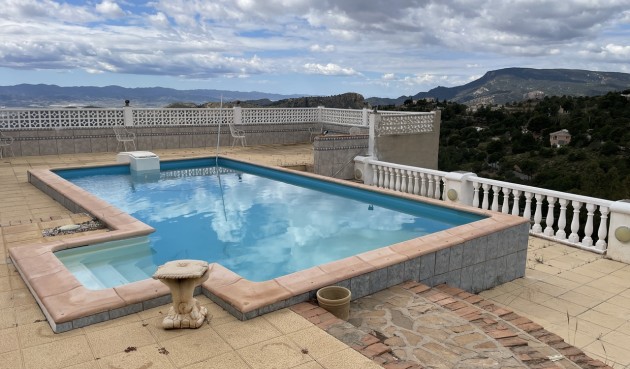 Resale - Villa -
Aledo - Inland