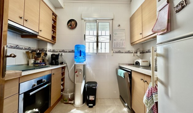 Resale - Apartment -
Los Altos - Costa Blanca