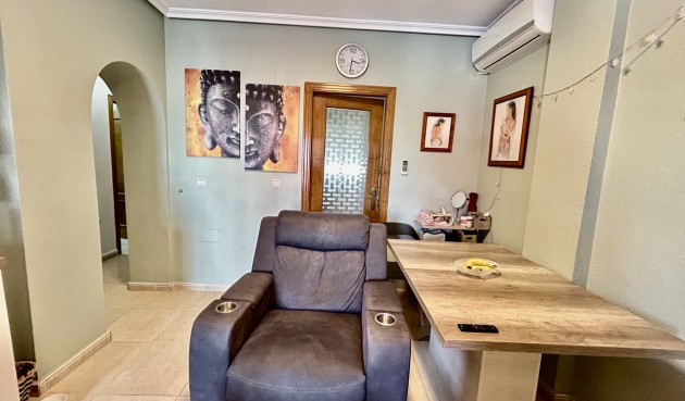 Resale - Apartment -
Los Altos - Costa Blanca
