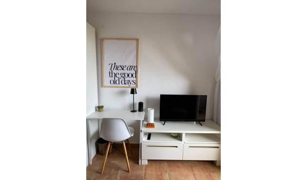 Resale - Apartment -
Pilar de la Horadada - Mil Palmeras