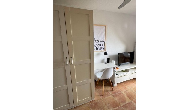 Resale - Apartment -
Pilar de la Horadada - Mil Palmeras
