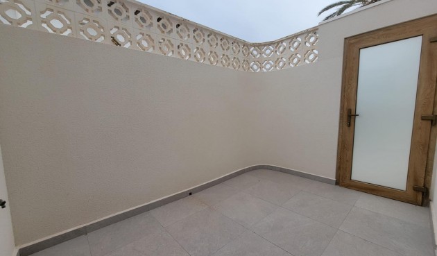 Resale - Villa -
Orihuela Costa - Cabo Roig