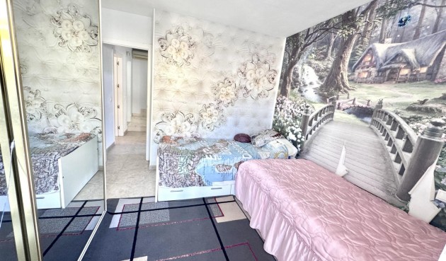 Resale - Town House -
Orihuela Costa - Playa Flamenca