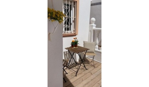 Resale - Apartment -
Torrevieja - La Mata