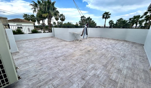 Återförsäljning - Villa -
Catral - Costa Blanca