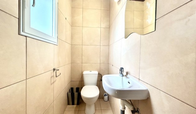 Återförsäljning - Villa -
Catral - Costa Blanca