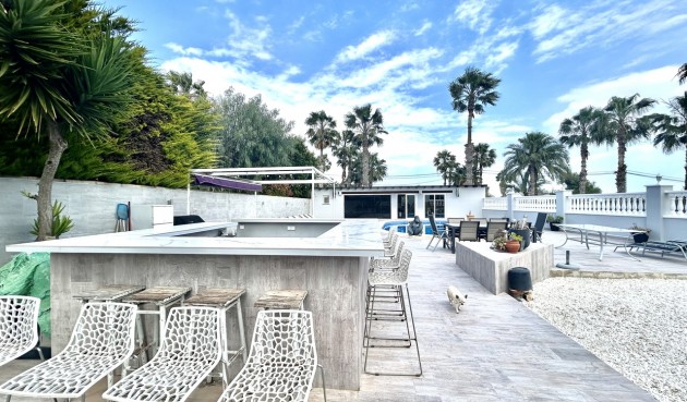 Återförsäljning - Villa -
Catral - Costa Blanca
