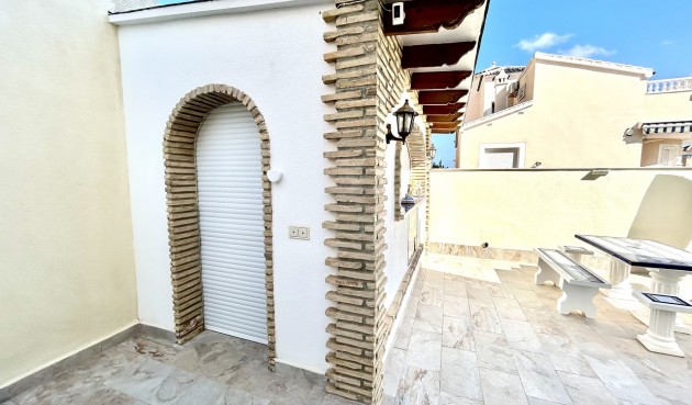 Resale - Villa -
Pinar de Campoverde - Inland