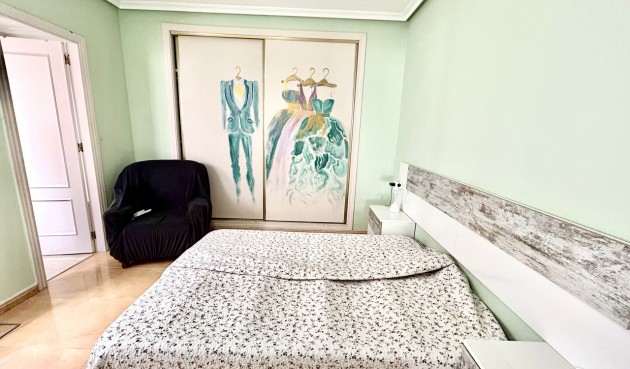 Resale - Apartment -
Torrevieja - Costa Blanca