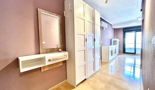 Resale - Apartment -
Torrevieja - Costa Blanca