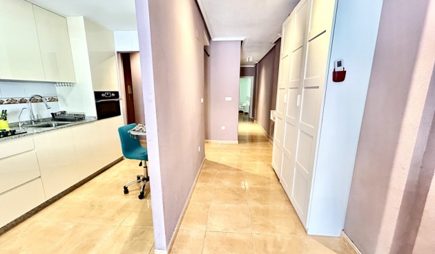Resale - Apartment -
Torrevieja - Costa Blanca