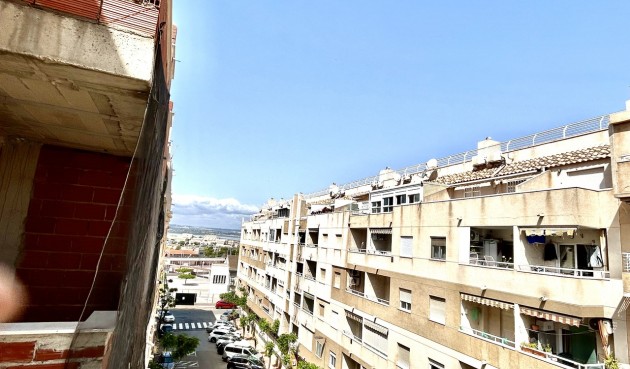 Resale - Apartment -
Torrevieja - Costa Blanca