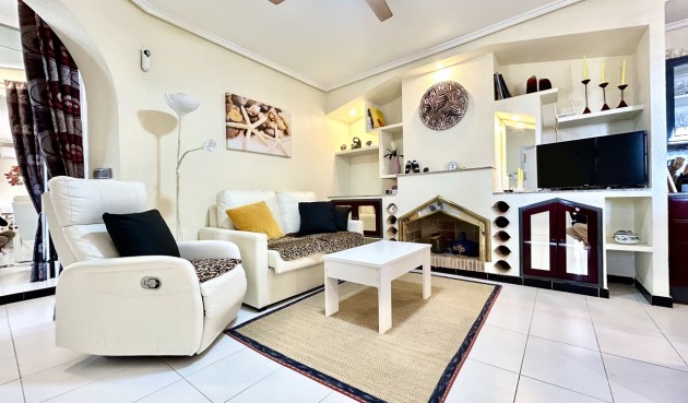 Resale - Apartment -
Los Altos - Costa Blanca