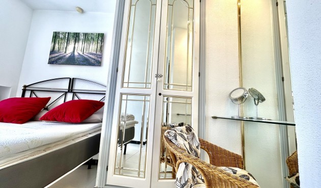 Resale - Apartment -
Los Altos - Costa Blanca