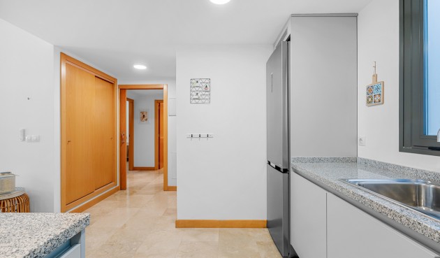 Resale - Apartment -
Campoamor - Costa Blanca