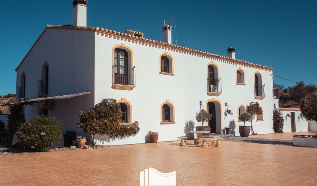 Resale - Villa -
Lorca - Costa Calida