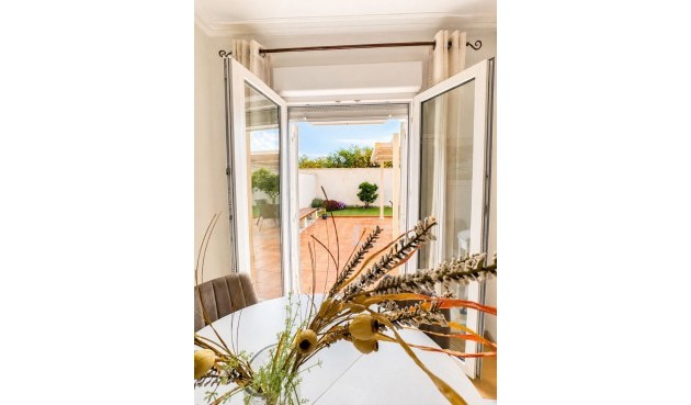 Brukt - Villa -
Torrevieja - Costa Blanca