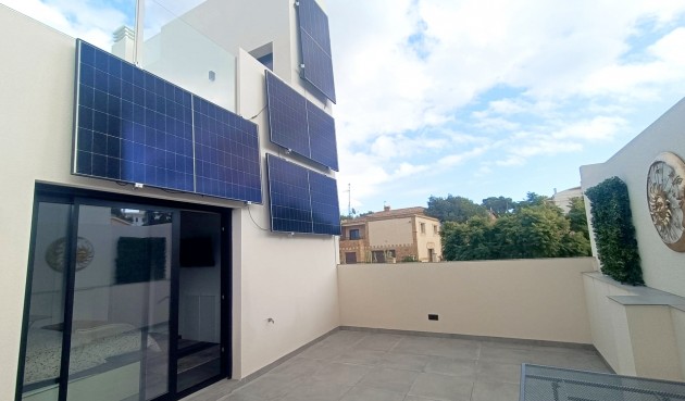 Brukt - Villa -
Villamartin - Costa Blanca