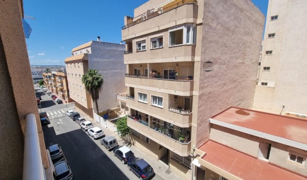 Återförsäljning - Apartment -
Torrevieja - El Molino