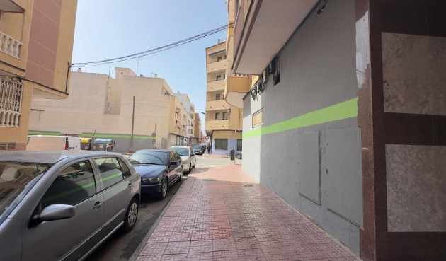 Återförsäljning - Apartment -
Torrevieja - Centro