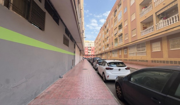 Återförsäljning - Apartment -
Torrevieja - Centro