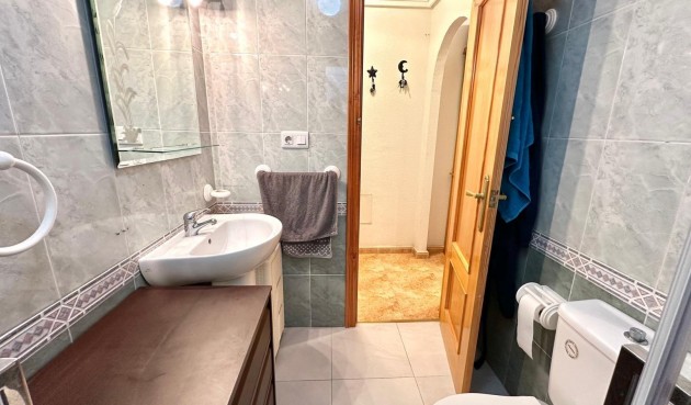 Återförsäljning - Apartment -
Torrevieja - Centro