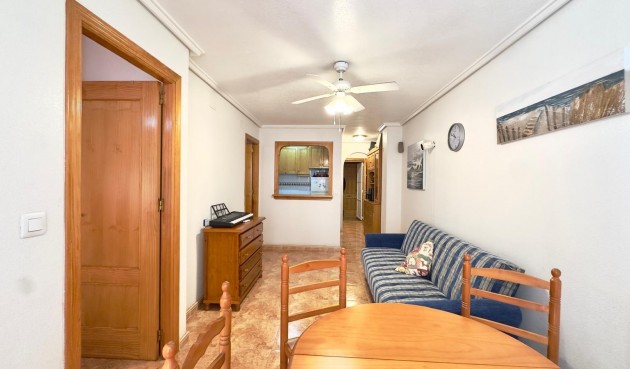 Återförsäljning - Apartment -
Torrevieja - Centro