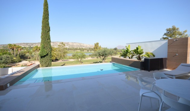 Brukt - Villa -
Algorfa - Comunidad Valenciana