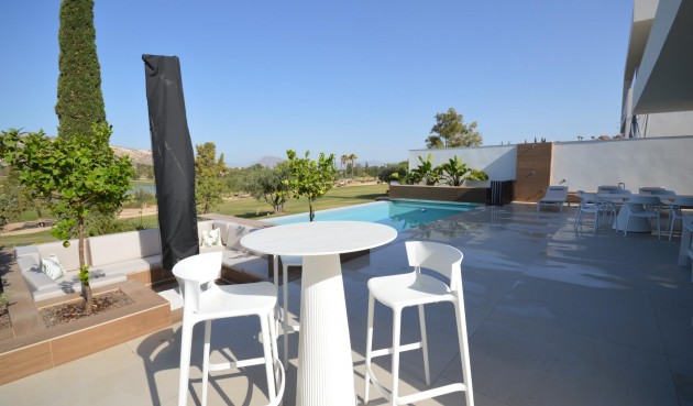 Brukt - Villa -
Algorfa - Comunidad Valenciana