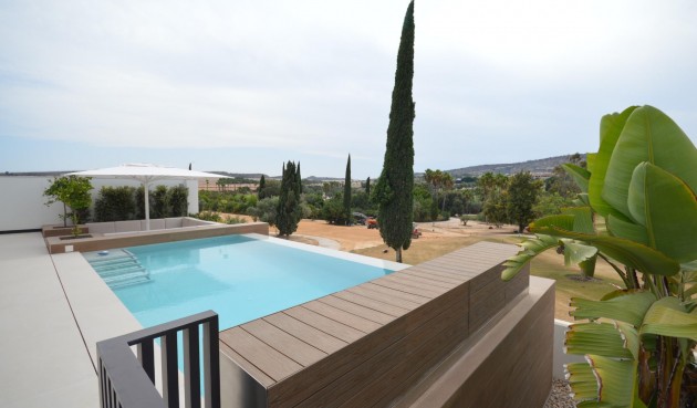 Brukt - Villa -
Algorfa - Comunidad Valenciana