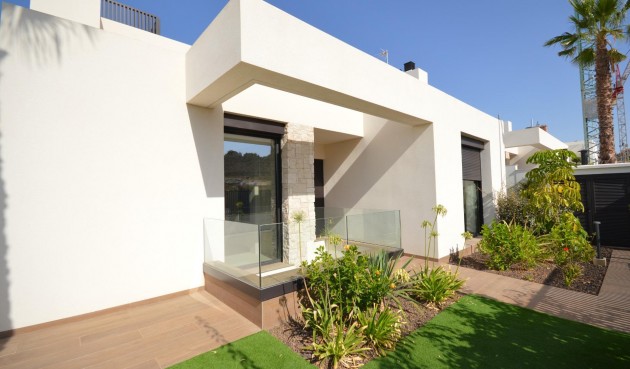 Brukt - Villa -
Algorfa - Comunidad Valenciana