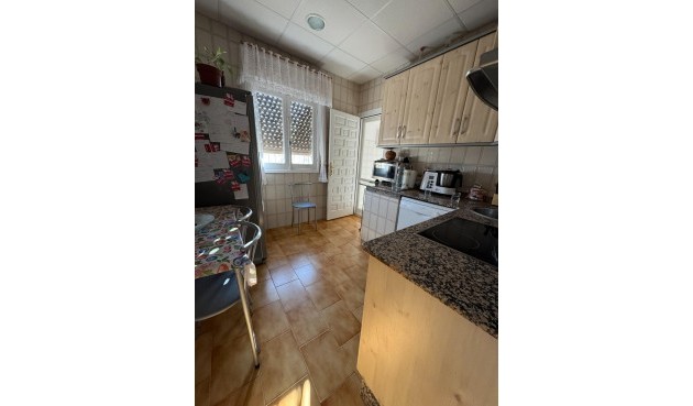 Reventa - Villa -
Albatera - Partida Lomas