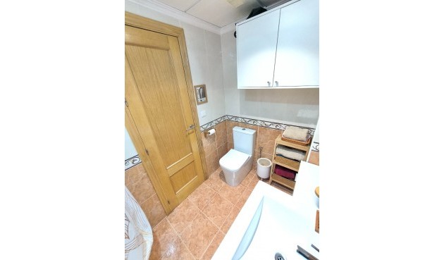 Brukt - Apartment -
Almoradí - Inland