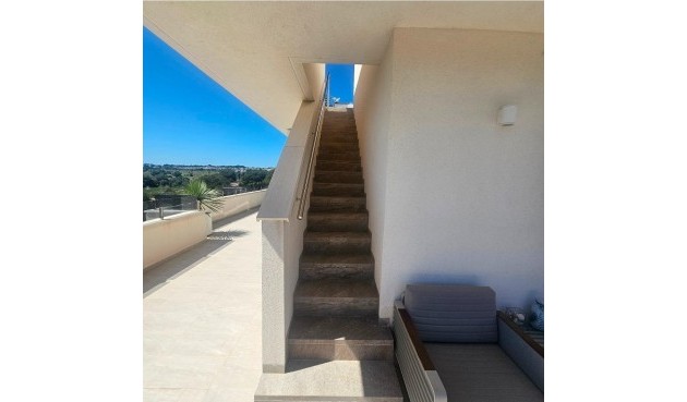 Brukt - Toppleilighet -
Orihuela Costa - Los Almendros-la Florida