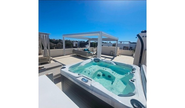 Brukt - Toppleilighet -
Orihuela Costa - Los Almendros-la Florida