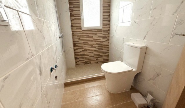 Brukt - Apartment -
Rojales - Inland