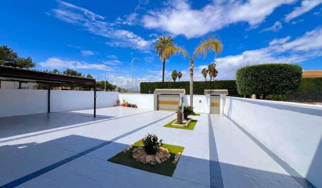 Återförsäljning - Villa -
San Javier - Costa Calida