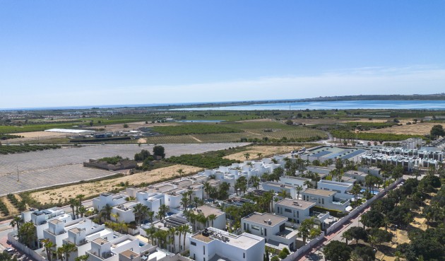 Brukt - Villa -
Ciudad Quesada - Costa Blanca
