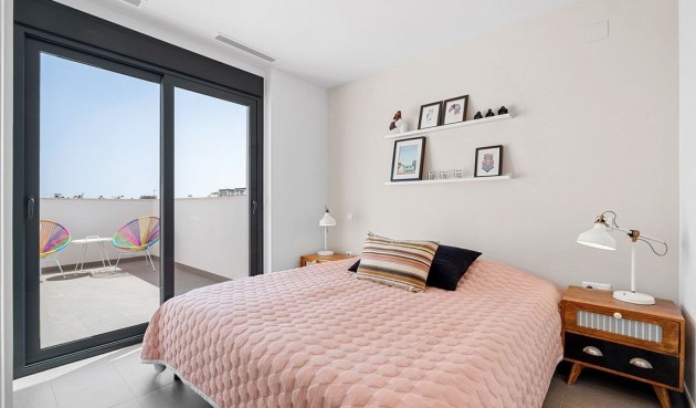 Brukt - Villa -
Ciudad Quesada - Costa Blanca