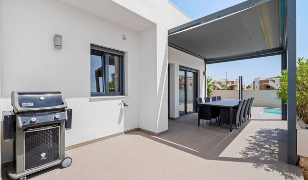 Brukt - Villa -
Ciudad Quesada - Costa Blanca