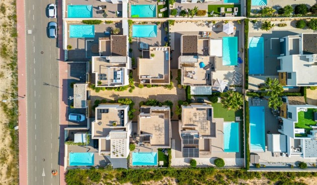 Brukt - Villa -
Ciudad Quesada - Costa Blanca