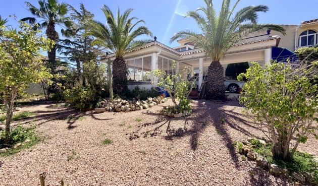 Brukt - Villa -
Ciudad Quesada - Costa Blanca