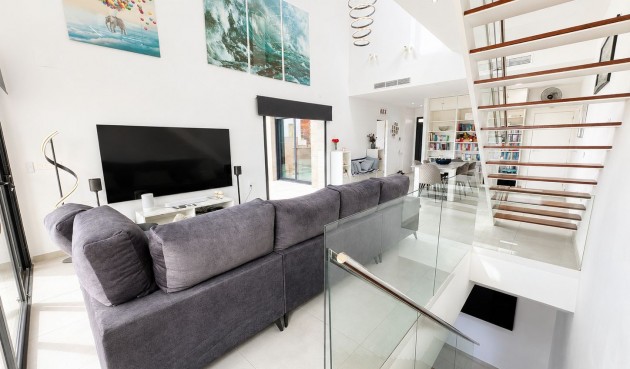 Brukt - Villa -
Benijofar - Costa Blanca