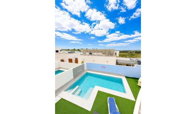 Brukt - Villa -
Benijofar - Costa Blanca