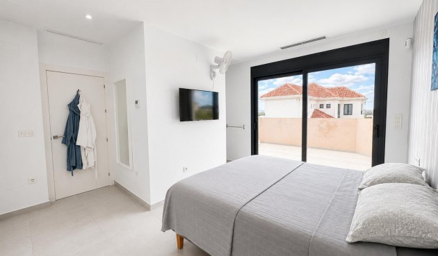Brukt - Villa -
Benijofar - Costa Blanca
