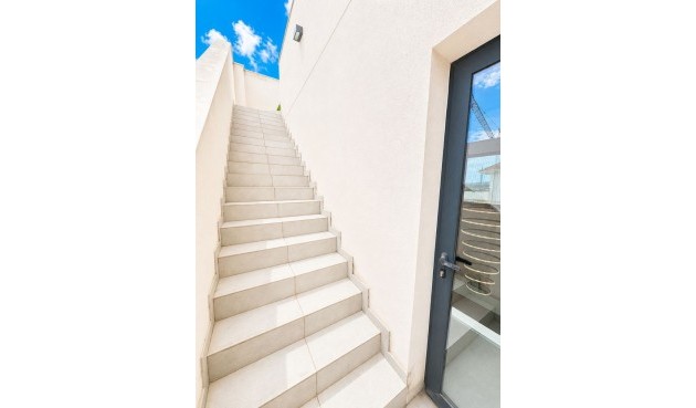 Brukt - Villa -
Benijofar - Costa Blanca