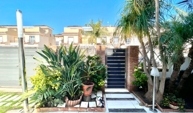 Brukt - Town House -
Torre de la Horadada - Costa Blanca