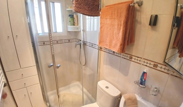 Brukt - Villa -
Villamartin - Costa Blanca